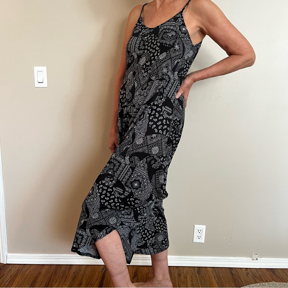 India Boutique Black and White Patterned Jumpsuit - Picture 2 of 5